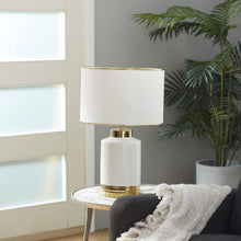 Cargar imagen en el visor de la galería, CosmoLiving by Cosmopolitan Lámpara de mesa de cerámica